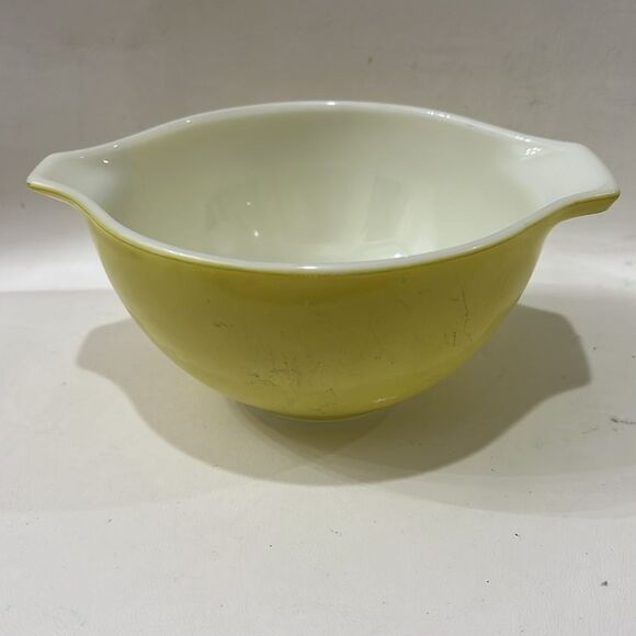 Pyrex Verde Advocada Green White Cinderella Mixing Bowl Set 3 Nesting Ovenware - Picture 9 of 17